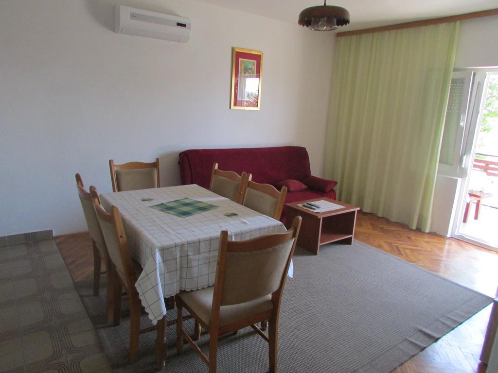 Apartments Jasen Maslenica Bagian luar foto
